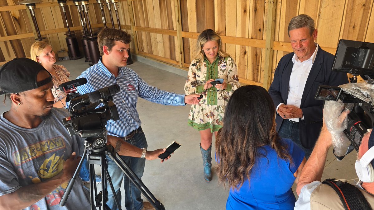 UT Martin Agribusiness Communications students, Ella Hasty (2L) &amp; Preston Pooler (3L) were among the “Press Corp” who interviewed Gov. Bill Lee today.  They are Communications interns with TN Farmers Coop &amp; Farm Bureau, respectively. #HighImpactLearning #SkyhawkSummer