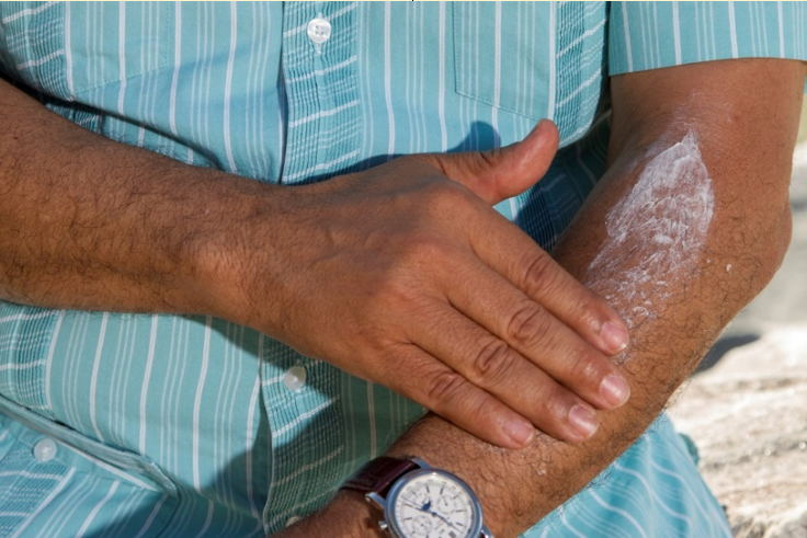 🧴 Reapply That Sunscreen! ☀️
Even cloudy days = UV rays!
Reapply sunscreen every 2 hours when outdoors. 🕒
🧴 SPF 30 or higher
👕 Cover up with long sleeves
⛱️ Seek shade, especially at noon!

📚 Learn more from the EPA SunWise Program:
🔗 epa.gov/sunsafety

#UVAwareness