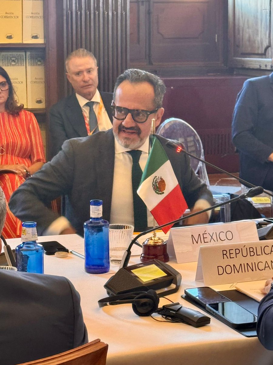 ENRIQUE OCHOA tweet media