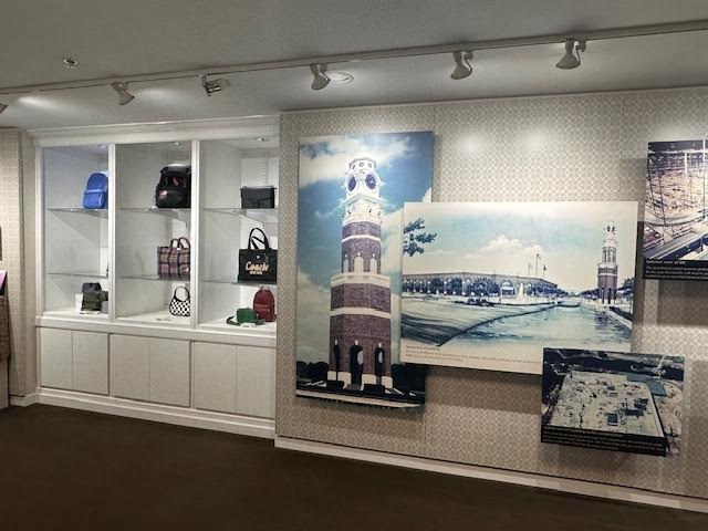 JAXPORT's tweet image. Port Partner Spotlight 👜 👠 Tapestry, Inc.
Tapestry, Inc. is the global fashion house behind iconic brands like Coach, Kate Spade New York, and Stuart Weitzman.
The company runs a large distribution center in Jacksonville, serving as a critical logistics hub for the brand. The…
