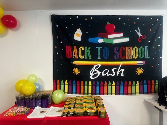 ChildrensVllg's tweet image. 🎒 Our School Supply Drive is live! Help us fill 3,000+ backpacks so students start the year confident + prepared.
✅ Shop: amazon.com/registries/gl/…
✅ Donate: childrensvillage.org/school-supply-…
✅ Host a drive!
#SchoolSupplyDrive #Donate #BackpackDrive #SchoolSupplyDrive #ChildrensVillage