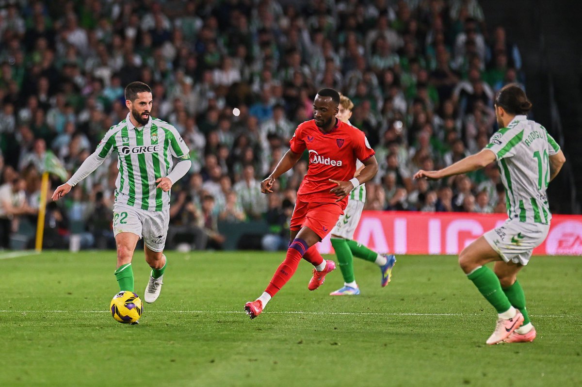 🚨 ÚLTIMA HORA | #ElGranDerbi de LaLiga 2025-26 ya tiene fecha.

🔴 El Sevilla FC recibirá en el Sánchez-Pizjuán al Real Betis el 30 de noviembre en la 14ª jornada de LaLiga EA Sports 

🟢 La vuelta será en el La Cartuja el 1  de marzo en la jornada 26ª 

<a href="/noticiasmira/">El MIRA</a>
