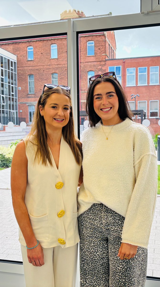 Dr Donna Hazzard (@donnahazzardni) on Twitter photo It’s wonderful to see lots of smiling, happy faces at the MEd summer school! <a href="/StMarys_Belfast/">St Mary’s University College Belfast</a> <a href="/NI_Teachers/">NI Teachers Collaborate</a> It’s wonderful to see lots of smiling, happy faces at the MEd summer school! <a href="/StMarys_Belfast/">St Mary’s University College Belfast</a> <a href="/NI_Teachers/">NI Teachers Collaborate</a>