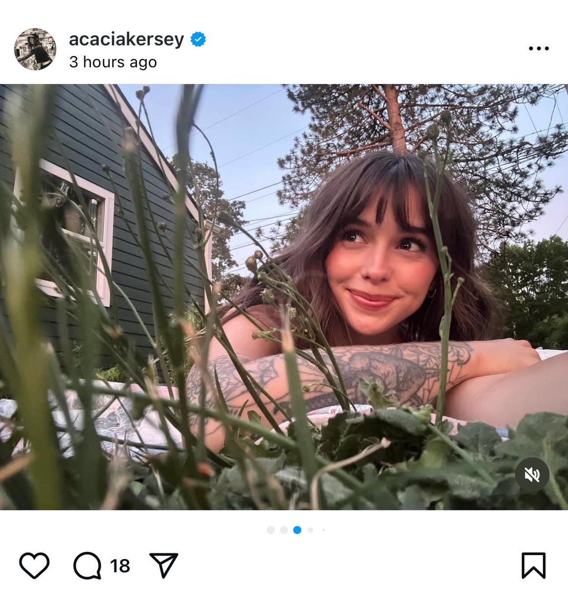abcthougts's tweet photo. yall see weird former OT girlie worming her way back in on the ig comments??? https://t.co/Mn9RlUXjbE