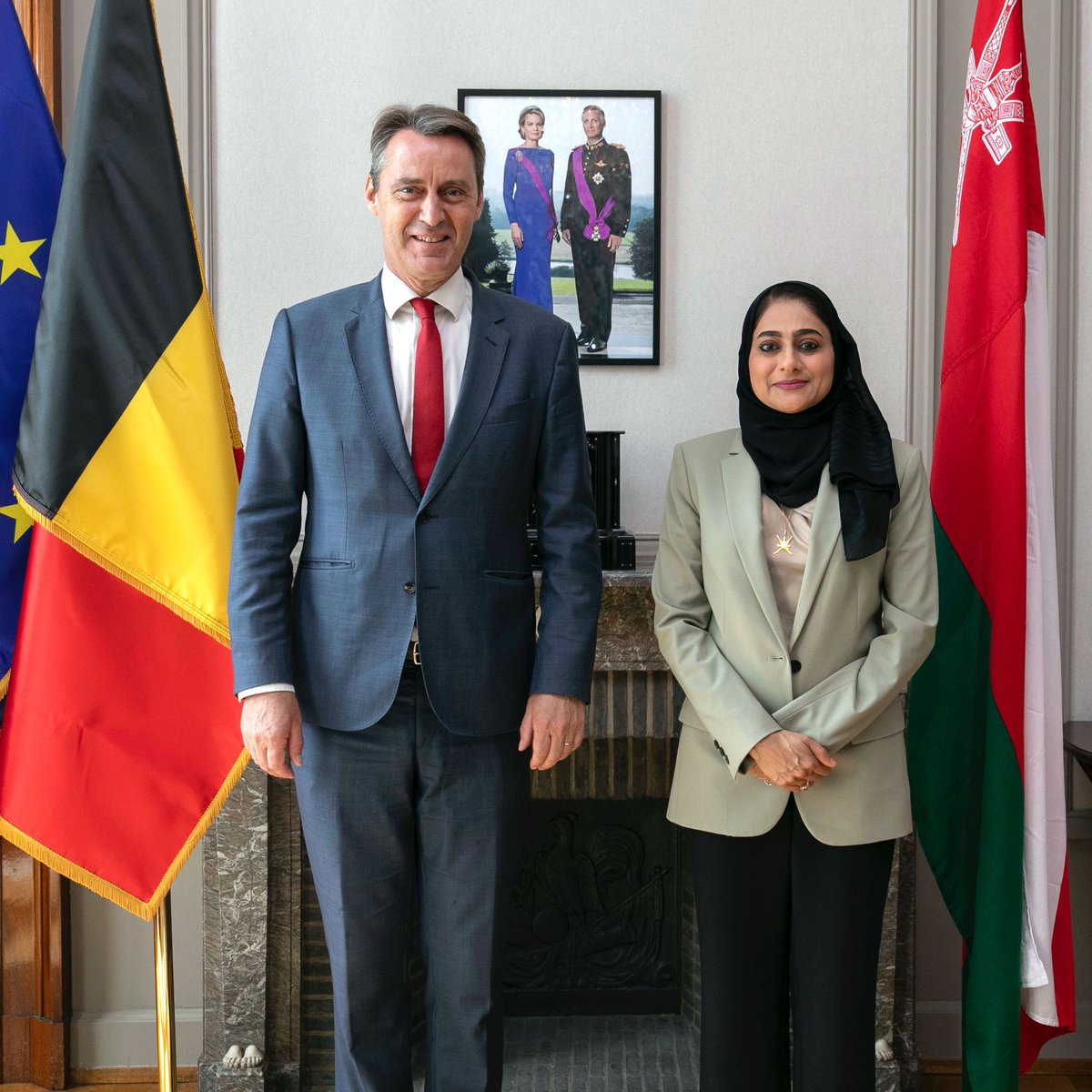 معالي  Vincent Blondel رئيس مجلس الشيوخ البلجيكي يستقبل سعادة السفيرة رؤى بنت عيسى الزدجالية، تم خلال اللقاء استعراض العلاقات الثنائية بين البلدين وسبل تعزيزها.