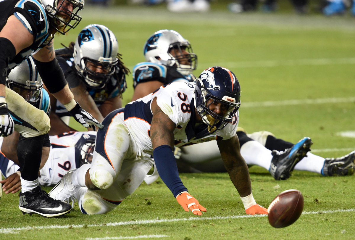ZacStevensDNVR's tweet image. This is crazy:
@PFN365's ranked the Top 10 defenses in the NFL since 2000.
The 2015 Broncos were... NOT RANKED.
They're a top 10 defense of ALL TIME in my book.