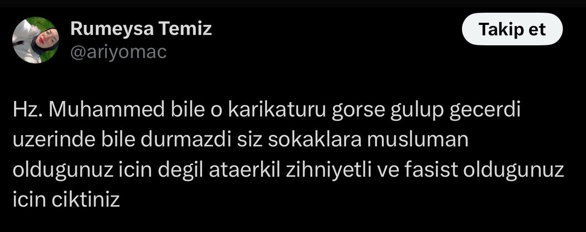 Kafasındakinin sofra bezinden bir farkı yok. Şallı ev zencisi olarak kemalistlere yaranmaya çalışıyor.