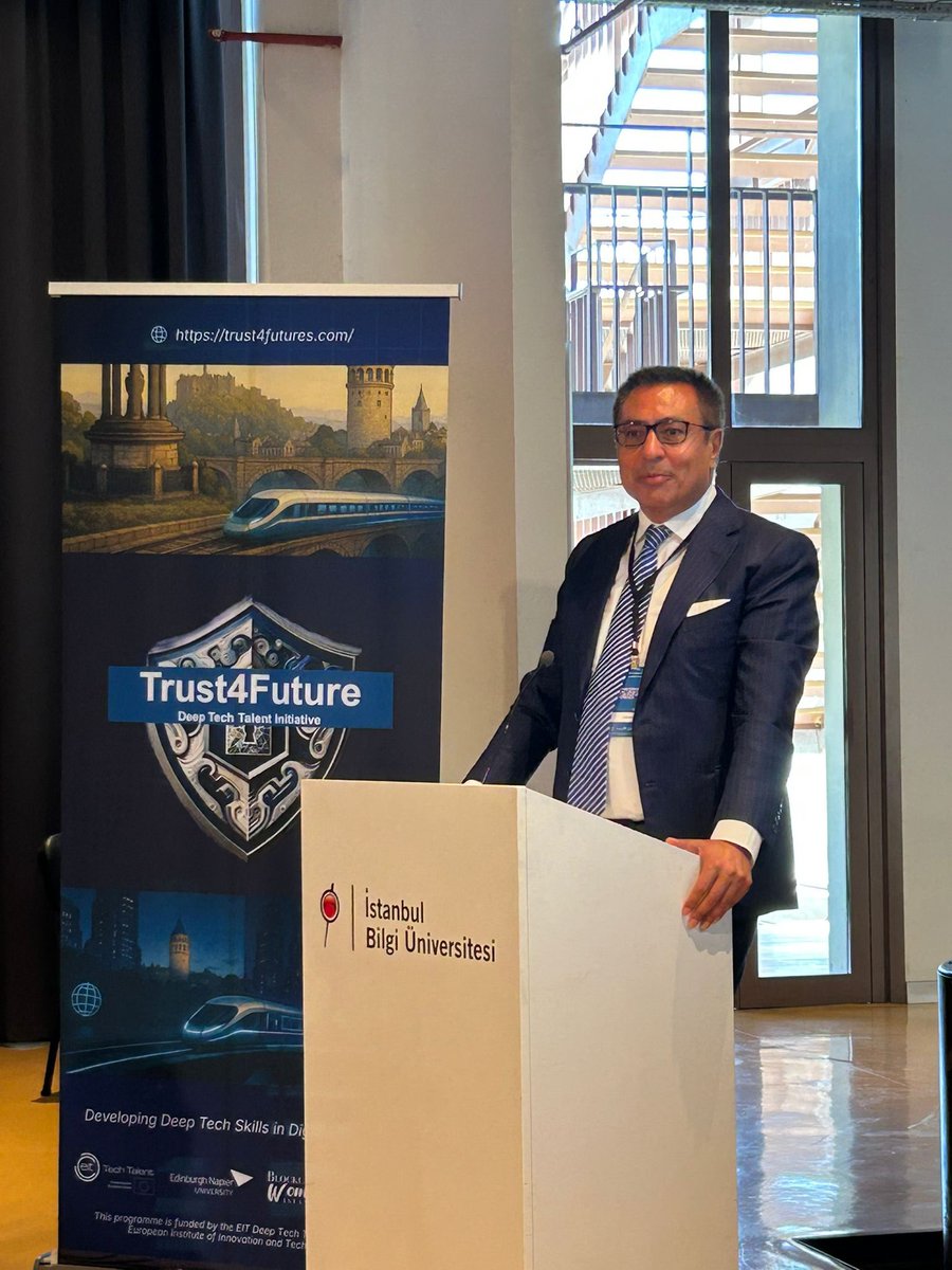 Edinburgh  ve İstanbul’da eş zamanlı gerçekleşen “International Digital Trust, AI and The Future Conference”ın açılışında yaptığım konuşmada, yapay zeka, yıkıcı teknolojiler, dijital dönüşüm ve ‘Ömür boyu öğrenen olmayı ve öğrenmeyi nasıl öğreneceğimiz’ den bahsettim.