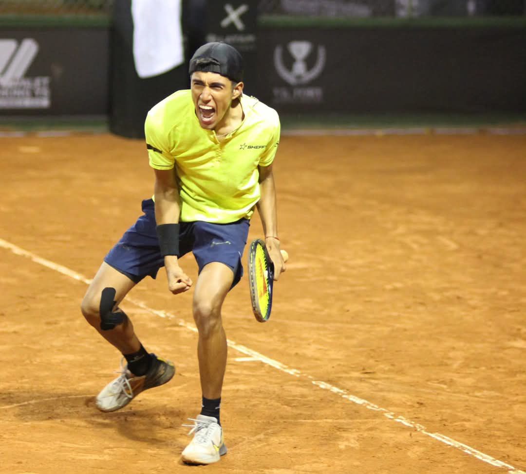 ParsaBombs's tweet image. Johan Alexander Rodriguez (UTR 13.26) of Colombia has signed with @OU_MTennis and will join the Sooners for the fall of 2025. The 21-year-old has an ITF juniors career-high ranking of #45 and ATP rankings of #677 in singles/#509 in doubles, winning three pro doubles titles.
