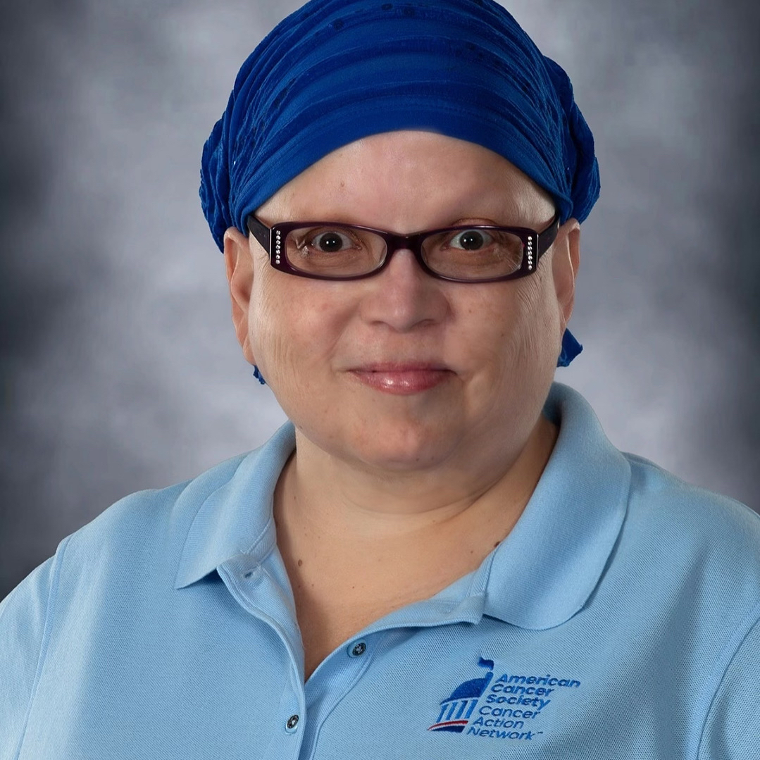 ACSCANCO's tweet image. Without Medicaid, @acscan volunteer, Jamie couldn’t afford treatment or access her longtime cancer specialists. Her care is ongoing and expensive. She’s alive today because of Medicaid.
Now, Jamie’s using her voice to ask @repjeffhurd and Congress to vote no and #protectmedicaid