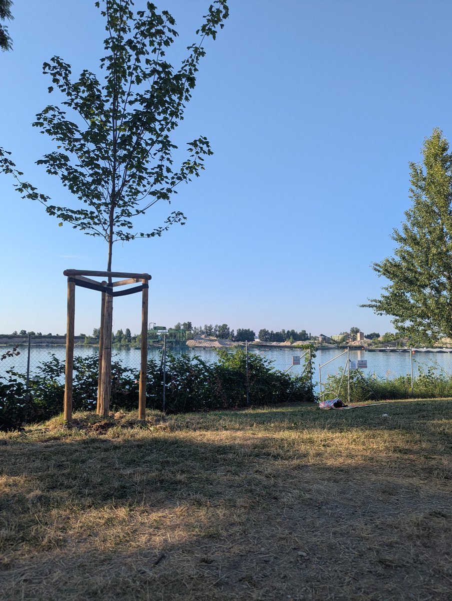 Ok la baignade puis le retour en moto avec le soleil couchant et de la bonne musique c'est le pied