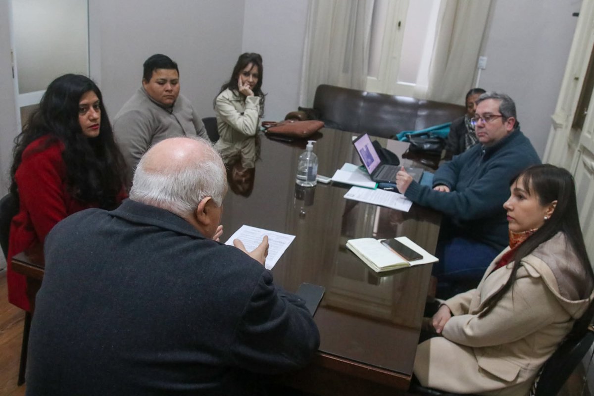 Desde el <a href="/GobiernoTucuman/">Gobierno de Tucumán</a>,que conduce <a href="/OsvaldoJaldo/">Osvaldo Jaldo</a> se continúa poniendo énfasis en el abordaje de estas temáticas con una mirada más integral basado en el trabajo articulado con distintos agentes,con la prioridad de prevenir y disminuir los casos de violencia contra las mujeres.