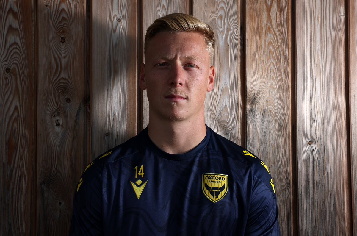 briandk00's tweet photo. Happy to sign for this beautiful club! Can’t wait to see you in the stadium💛 @OUFCOfficial https://t.co/4o0hxlnYus