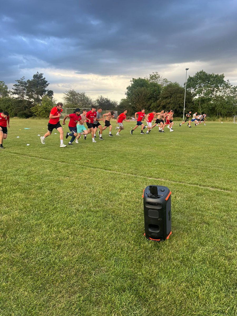 Great work from the lads tonight in the heat as <a href="/CBeardy18/">Carlton Beardmore</a> puts them through it 👏🏻

#UTM