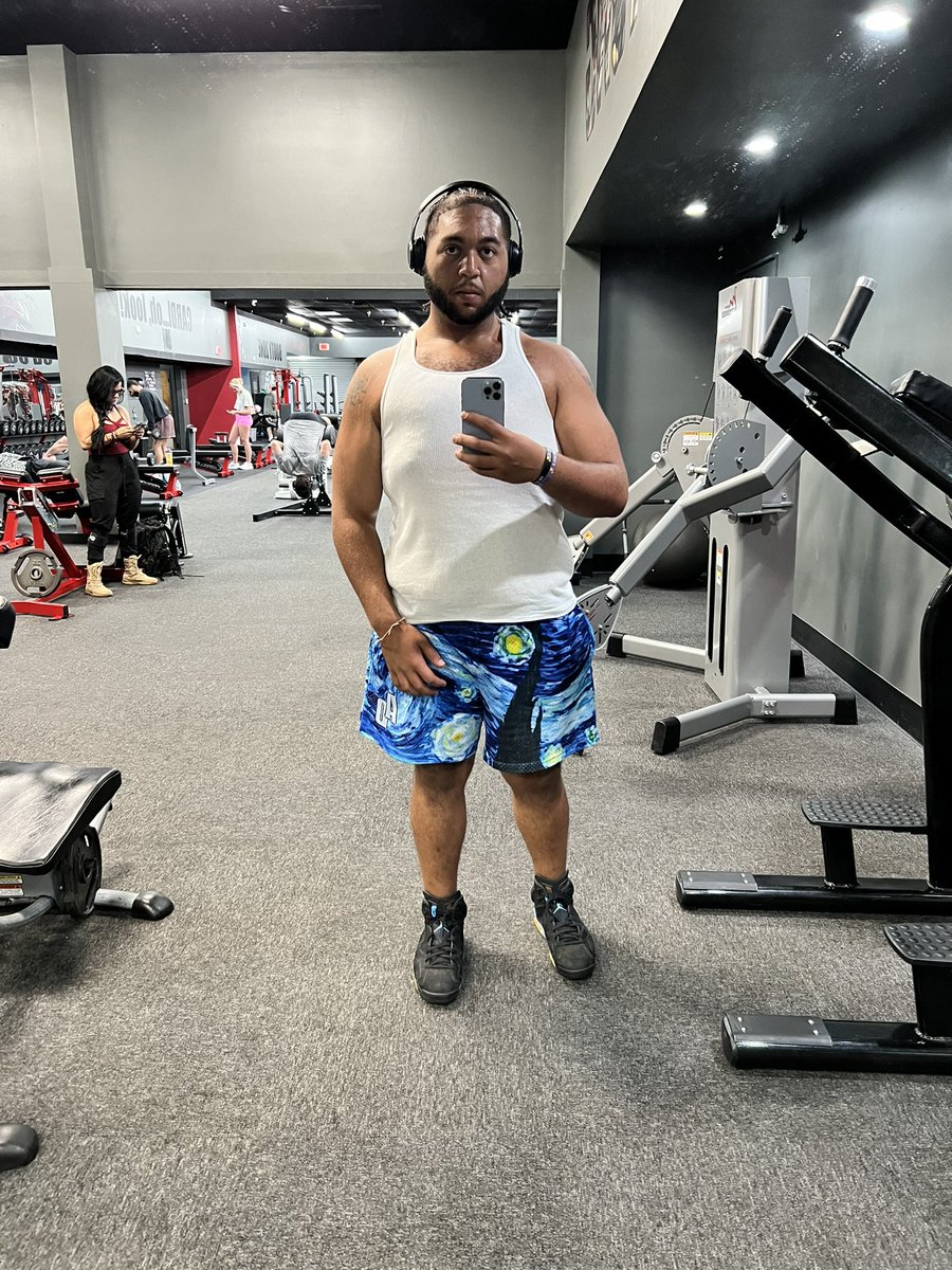 RJ tweet media