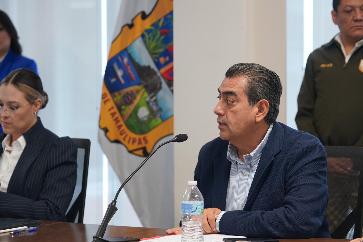 La mañana de este martes participé en la mesa de construcción  de paz de #Tamaulipas en conjunto con la de seguridad y justicia de #Reynosa.  Agradezco la invitación del Gobernador <a href="/Dr_AVillarreal/">Américo Villarreal</a> y la anfitrionía del alcalde <a href="/carlospenaortiz/">Carlos Víctor Peña Ortiz</a>. Reiteré la colaboración del