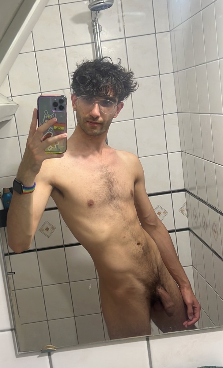 The after-shower floof 😋
#floof