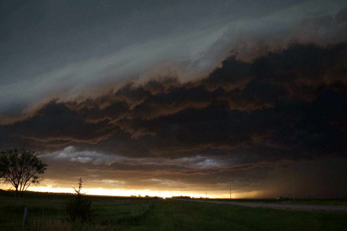 beverchasing28's tweet photo. Finally pulled these off of my camera. These are from two different chases; our Kansas/Oklahoma chase on 6-17-25 and our South Dakota chase on 6-27-25. https://t.co/EwYSRJLLrJ