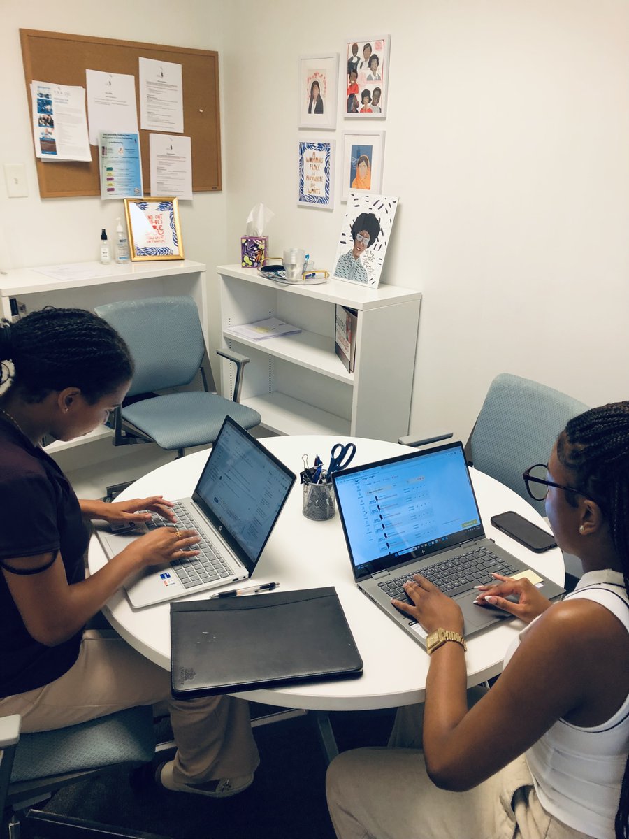 Huge thanks to everyone who supported Raise the Paddle at our annual gala! 📷 Your generosity helped us upgrade staff laptops — giving us the tools to better serve women in our community. 📷📷 #SuitedForChange #RaiseThePaddle #ThankYou