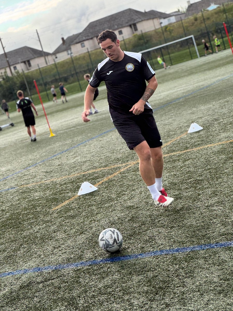 Dunbar United FC tweet media