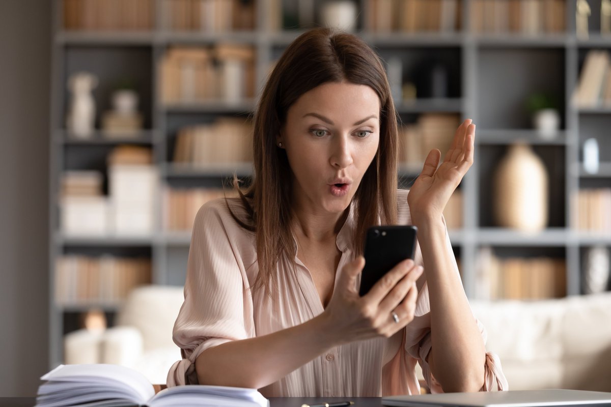 Recent research by Hardesty et al. shows double discounts (20% off plus an additional 20%) enhance purchase more than providing a single equivalent discount (36%).
as consumers feel surprised: doi.org/10.1016/j.jret…

#JournalofRetailing #DoubleDiscounting #StackedDiscounts