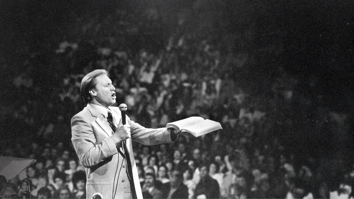 CopelandNetwork's tweet image. For almost seven decades, Rev. Jimmy Swaggart declared God&apos;s love worldwide. His heart for the lost was heard in his messages of life and his music of grace. Although he’ll be missed, his legacy will guide the Body of Christ until Jesus&apos; return.