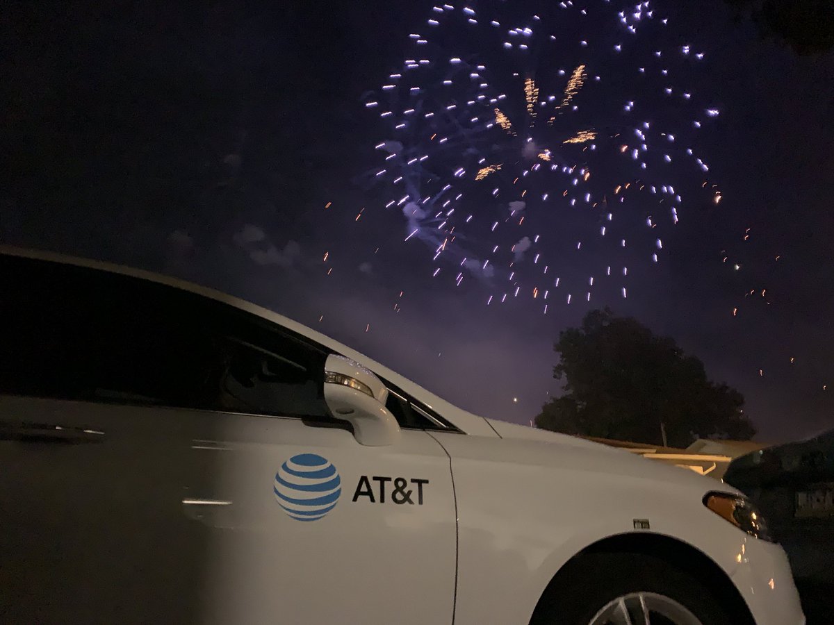 🎇 Happy 4th of July from #LifeAtATT! 🎆

From BBQs to fireworks spectaculars, we’ll be keeping you connected so you never miss a moment of the fun.