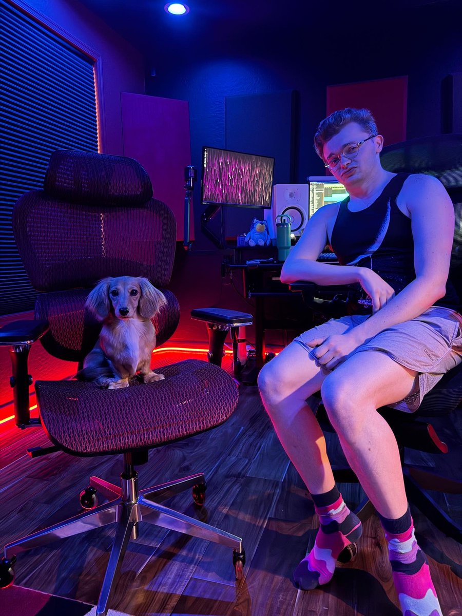 we cookin in the studio 🔥