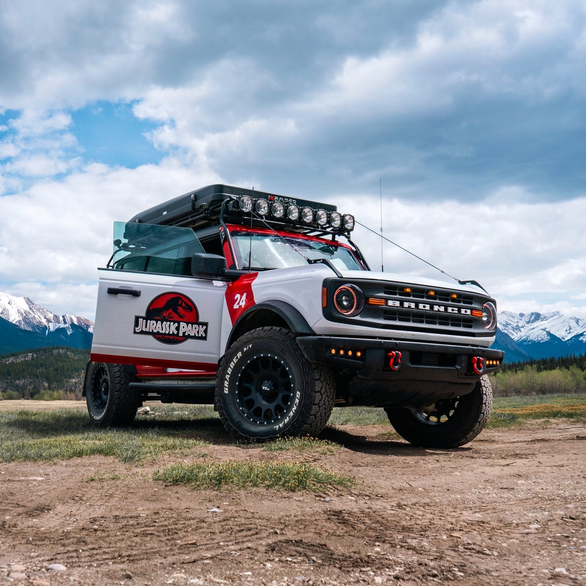 JurassicRoamer's tweet image. Happy Canada Day! 🇨🇦🍁

It’s always a good day to explore Alberta 😌