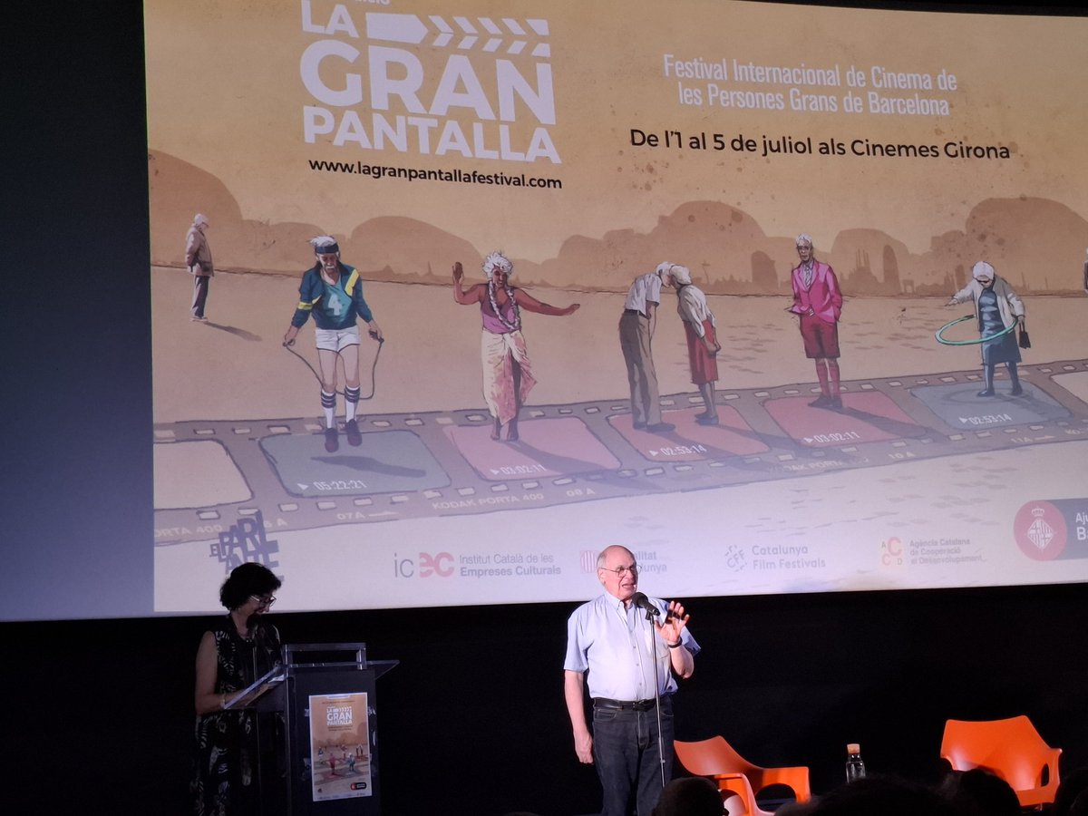 Avui hem inaugurat la 7a edició de LA GRAN PANTALLA, el Festival Internacional de Cinema de les Persones Grans Barcelona. Siii! 7 edicions ja!  El festival s'ha fet gran en tots els sentits. És especial i té un públic molt fidel!