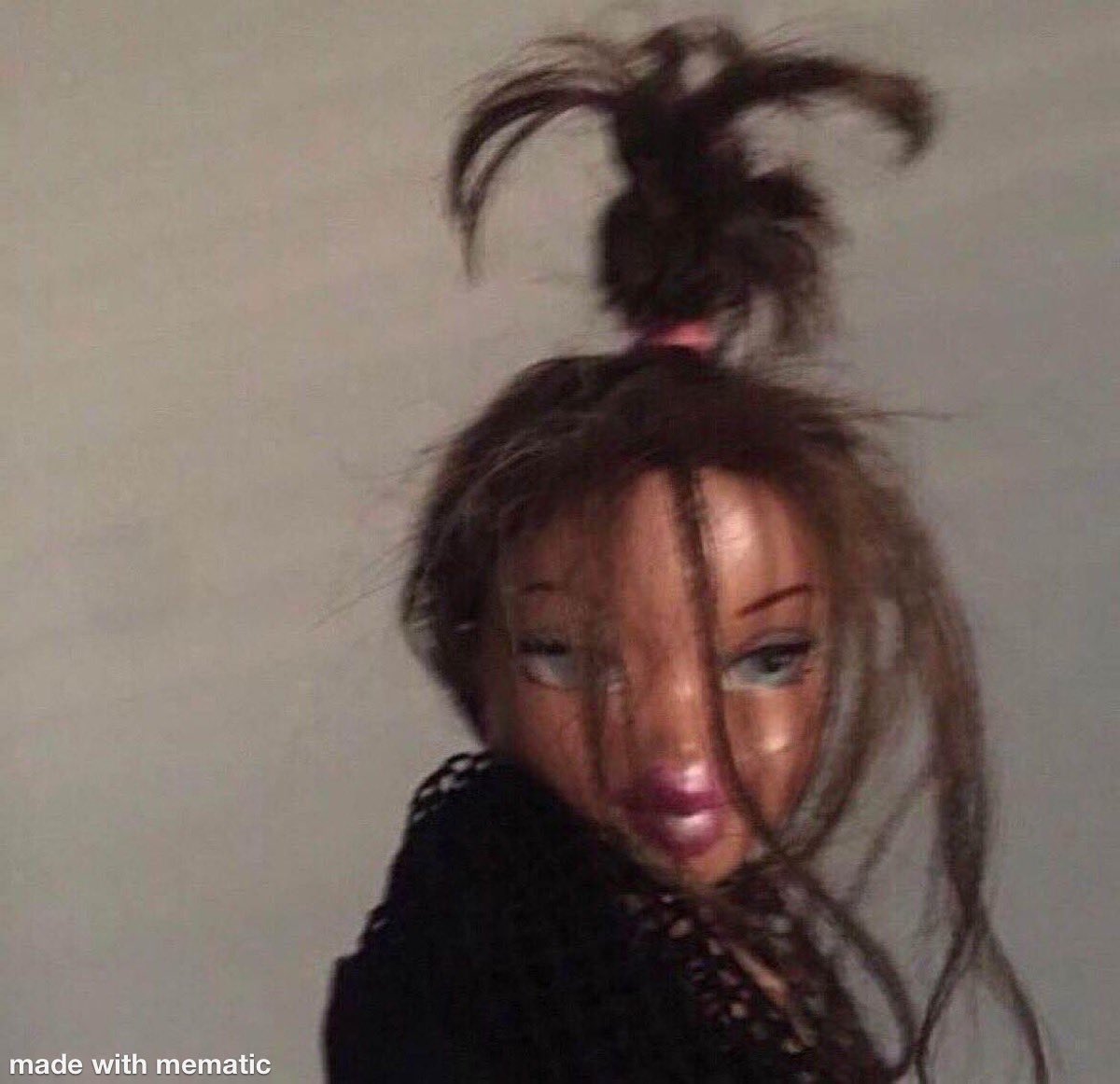sundaymiimii's tweet image. Me: I think I’m finally emotionally stable.
Also me: Gets ghosted by a project after 2 intro calls and “we’ll send the docs in 2 days.”
Crashed out for 3 days straight.
Founders please do better 🥲