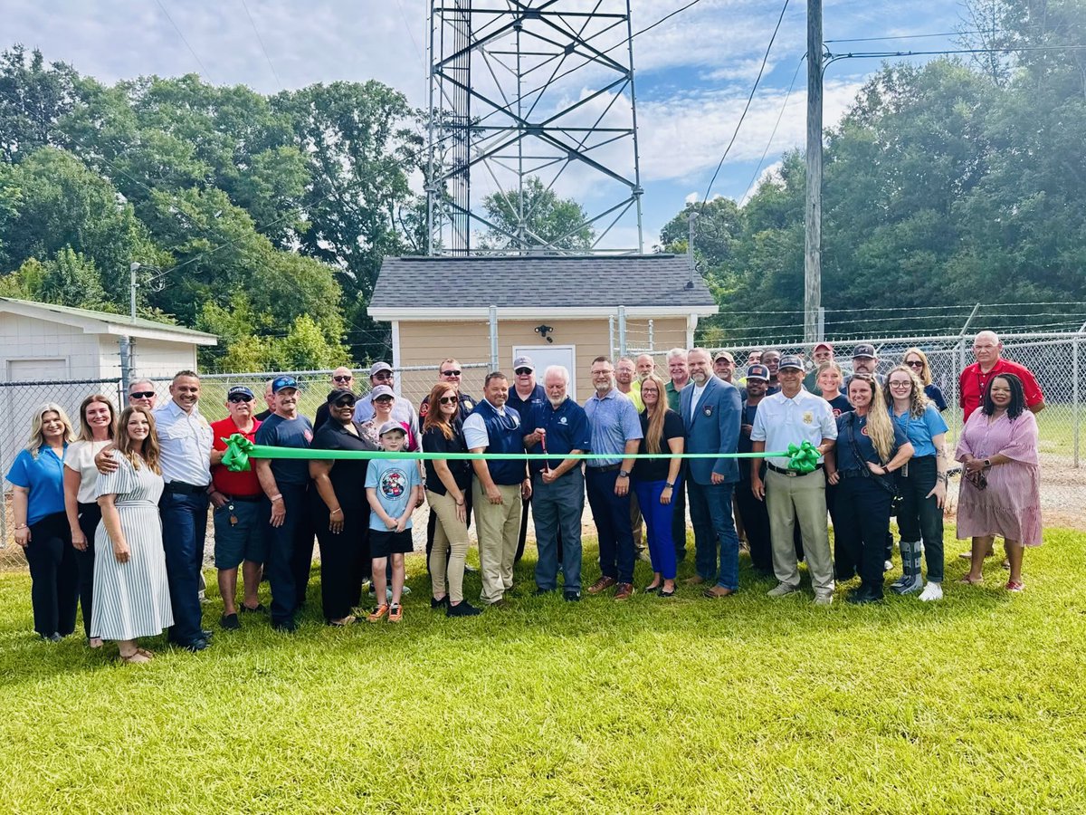 Congratulations to Butts County on the launch of the new public safety radio system! This is a huge step forward for clear and dependable communication among first responders. 

Thanks for having GEMA/HS and GECA staff at the ribbon cutting, honored to be part of the celebration!