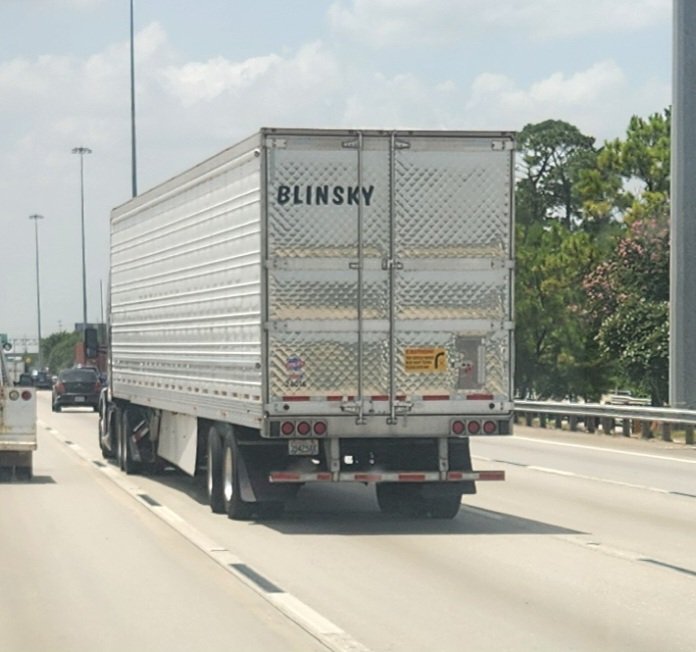Saw this rocket surgeon taking up more than a lane...I bet he doesn't know why his trailer is dog tracking....everyone else does..and was staying clear...🤣🤣🤣🤣