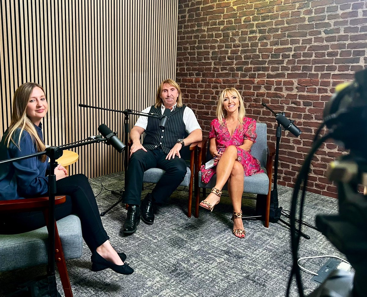 Thank you <a href="/thespeakmans/">Nik & Eva Speakman</a> and <a href="/LivSpeakman/">Liv Speakman 👩🏼‍🔬</a> for inviting me on your podcast #thespeakmanspod to talk about Stalking 🙏🏻❤️