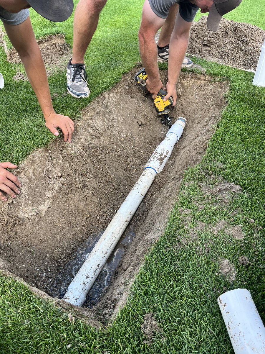 Grounds Crew tweet media