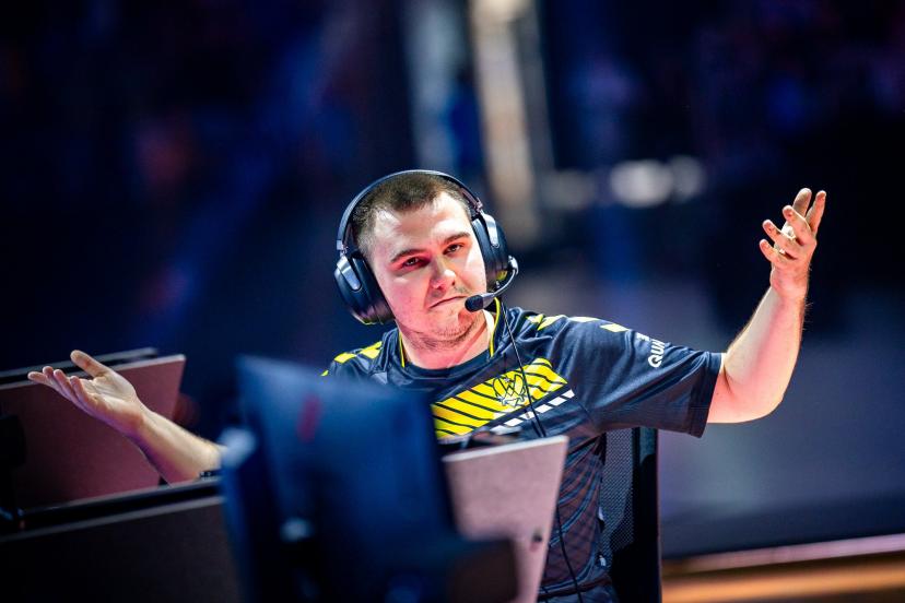 ShiftRLE's tweet image. Ninjas in Pyjamas will be competing with Radosin ahead of the EU LCQ.

Radosin will be replacing Itachi.

@achilles_XF reporting