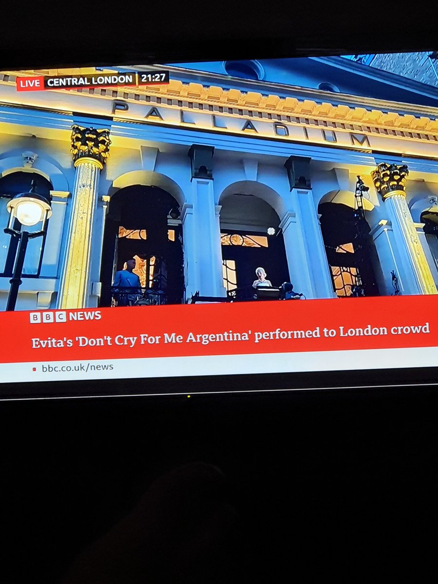 aleceast10's tweet image. Live streamed by BBC News. This is epic! #evita