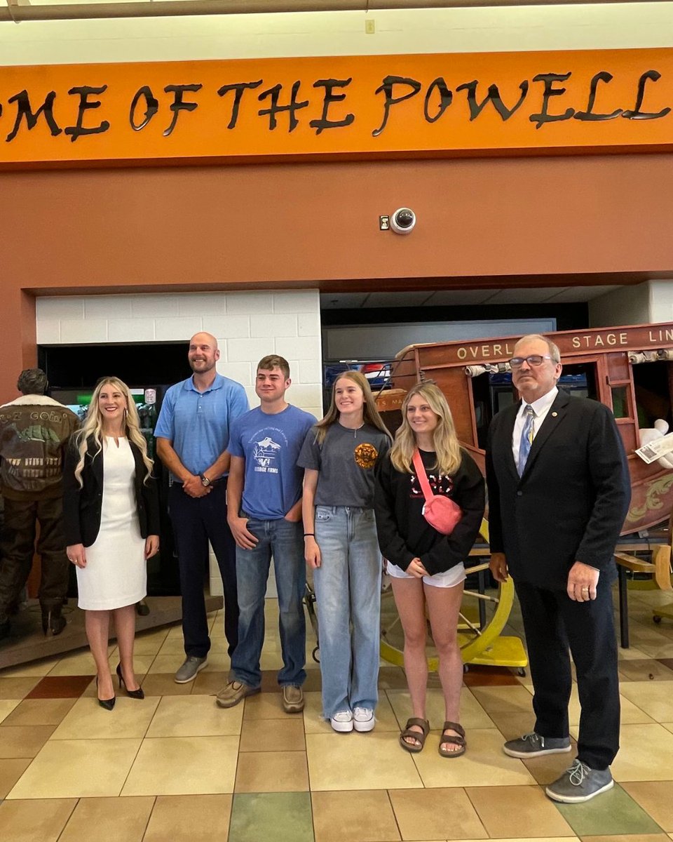 Superintendent Megan Degenfelder recently toured Powell High School to see the work of Art Teacher Jim Gilman and his students. His vocational art class allows students to express their creativity on large-scale projects.

#WyDeptEd #WyoEdChat #WyomingEdcuation