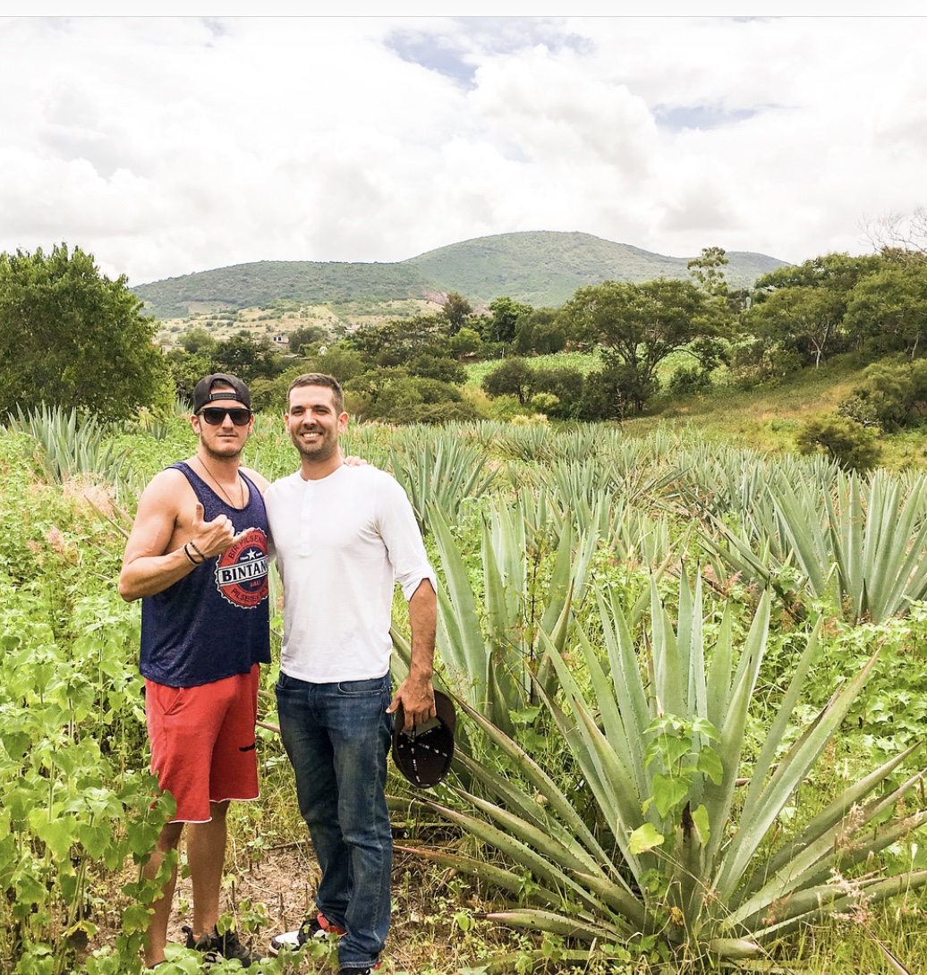 DosGabachosMez's tweet photo. “We take photos as a return ticket to a moment otherwise gone.”
⁠
#DosGabachosMezcal #BuiltDifferent #TBTwithPurpose #ThrowbackWednesday #CulturaQueArde #SoCalSpirits #MezcalLife #FromOaxacaWithLove #BarLife #CraftSpirits #Mezcaleros #SmallBatchBigHeart https://t.co/H90Jls0gjr
