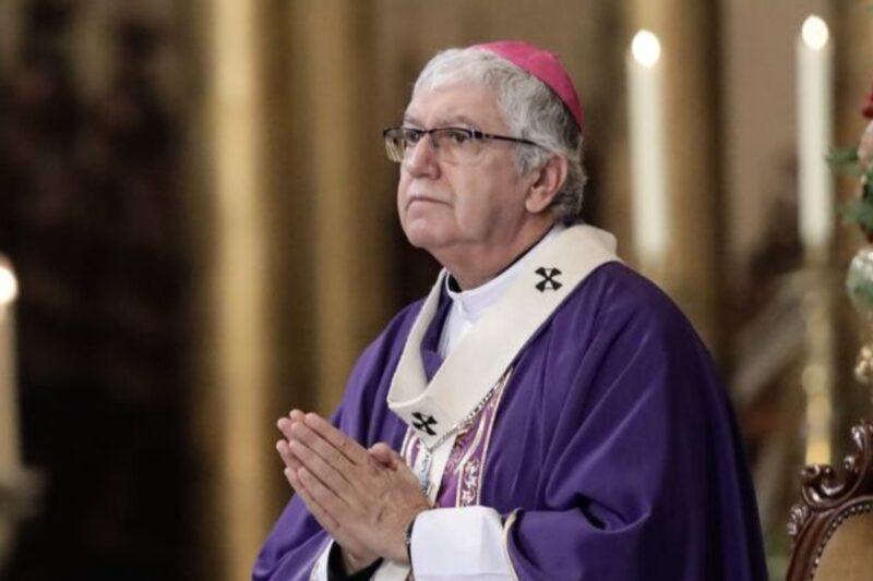 GRAVES ACUSACIONES CONTRA CARDENAL CASTILLO 
La Arquidiócesis de Lima atraviesa un momento de profunda turbulencia tras las recientes acusaciones contra el cardenal Carlos Castillo Mattasoglio, según un reportaje publicado por The Pillar el 30 de junio de 2025.
Las denuncias, que