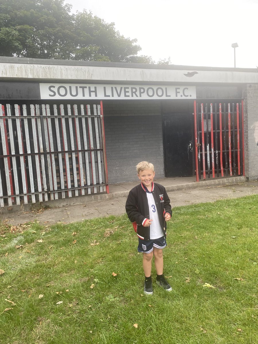 ElHalla's tweet image. Good to be back watching some proper football. @SouthLplFC v @cammelllairdfc on the pitch my grandad Heatley’s ashes were scattered. @NonLeagueCrowd