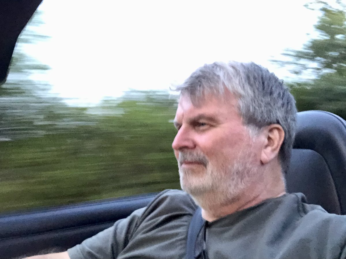 FormerCarPR's tweet image. 9:30pm Been to the pub. Had pizza and a good catch up with a friend. Took the long way home.