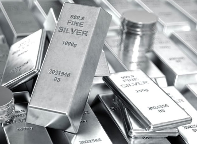 AndrewBake26922's tweet photo. Silver dips to ~$36.20, as the gold‑silver ratio remains elevated (~100:1), highlighting silver's underperformance vs. gold. Industrial demand concerns and short-term profit‑taking could push it toward $36.00–35.80. #Silver #Correction #DollarWatch #MacroRisk https://t.co/s3bVvdLBng