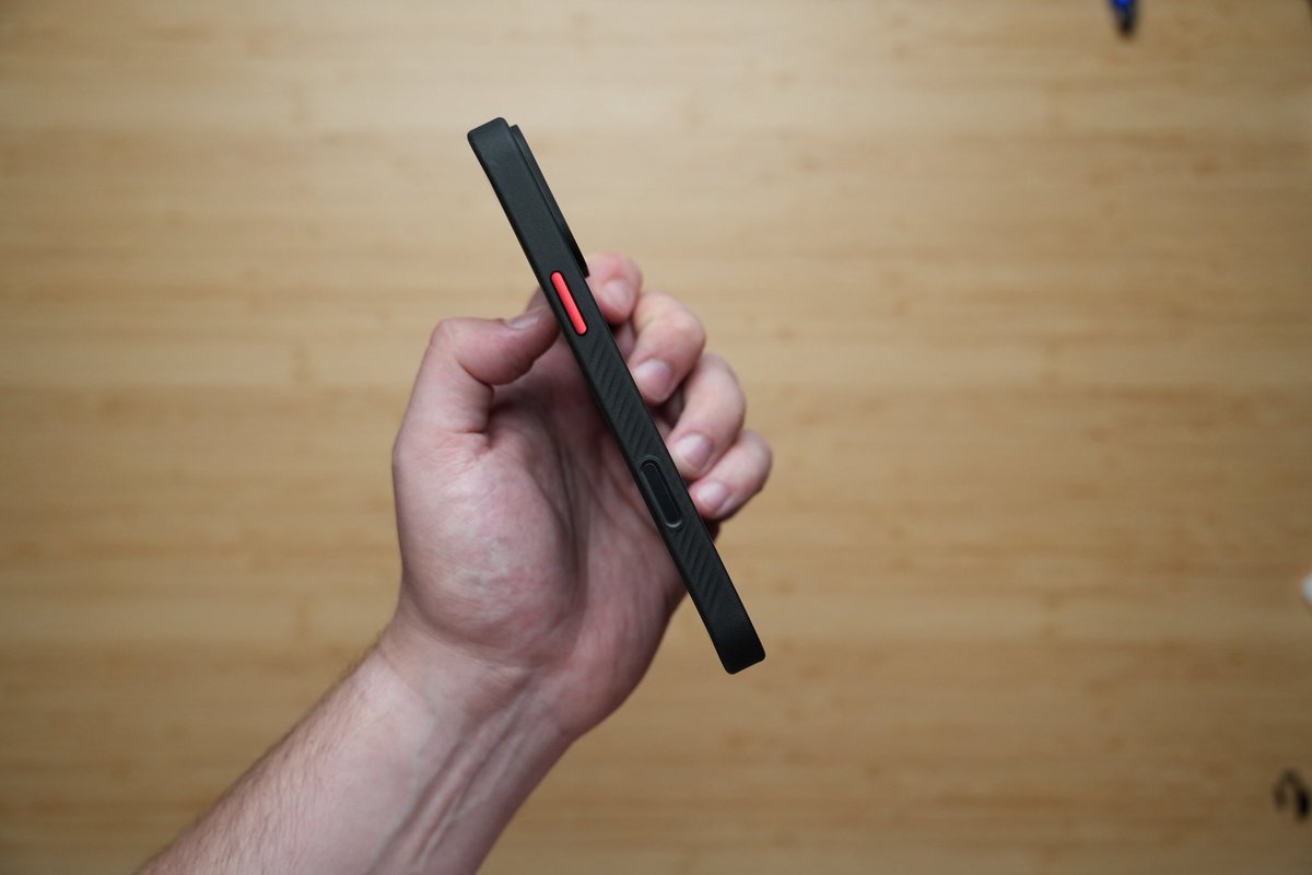 That Midnight <a href="/Caudabe/">Caudabe</a> Paragon with Scarlet buttons 🔥🔥
