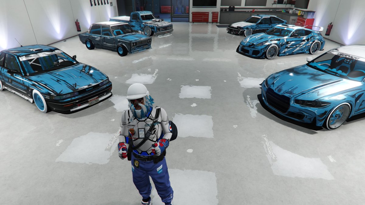⏰TUESDAY
🎮PS4
📍LS CAR MEET 

After the Sentinel GTS the entire set will be dropped, before being transferred to next gen🚀

💣Stay tuned...💣
(details in the next few days)

👻ɬɧɛ Gԋσʂƚ Mσԃȥ ƈཞɛῳ ⒼⓉⒶ👻
#gta #gtaonline #gtacommunity #rockstargames