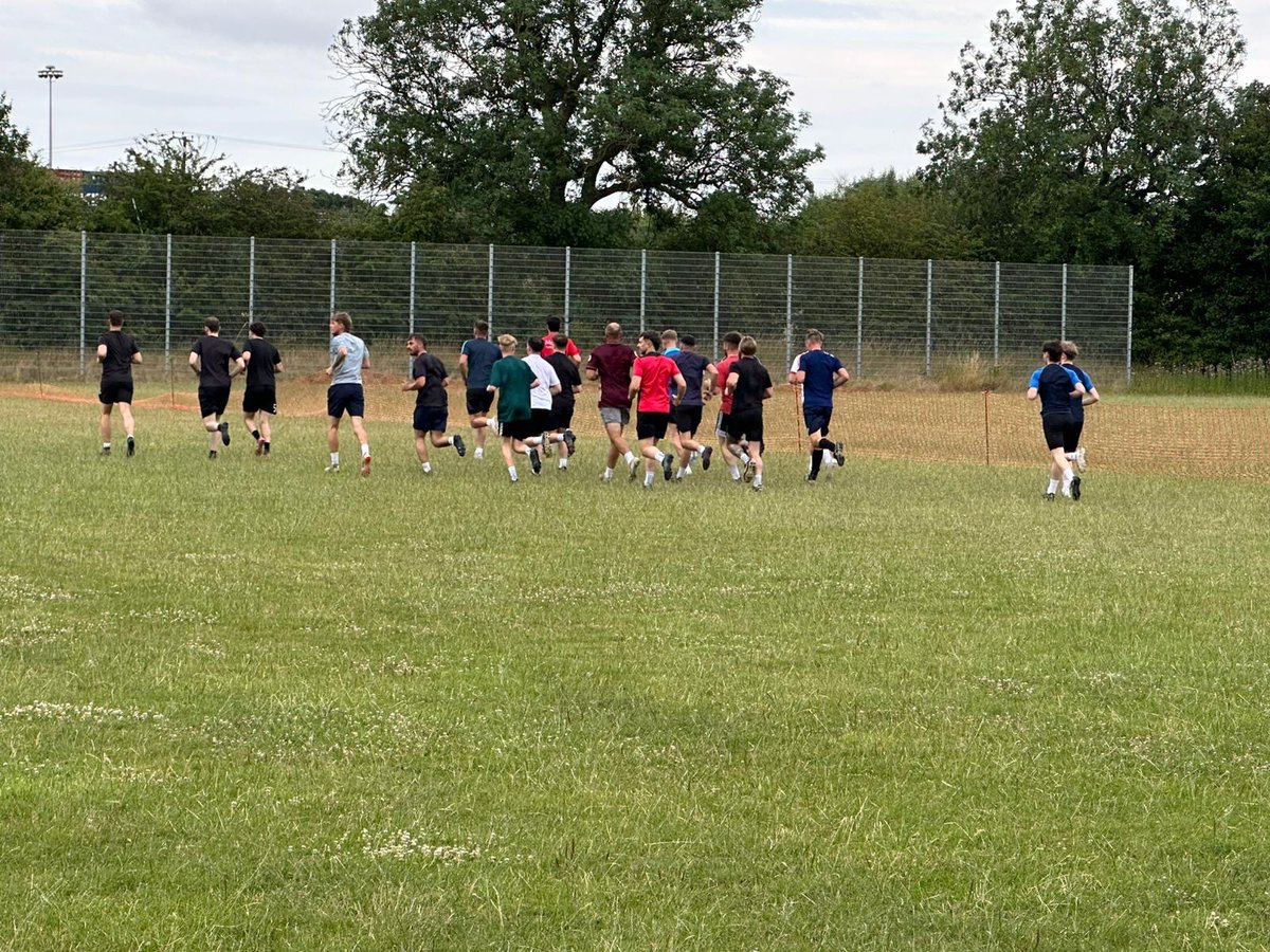 Good first pre-season training session this evening. 

Plenty of familiar faces with a few new ones. 

#upthetofts
🏃‍♂️🏃🏾⚽️🔴⚫️