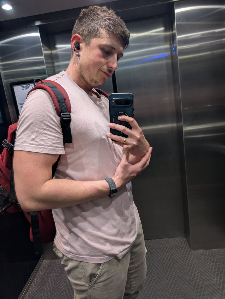 Today was pull(ing my god damn hair out) day at the gym 😊