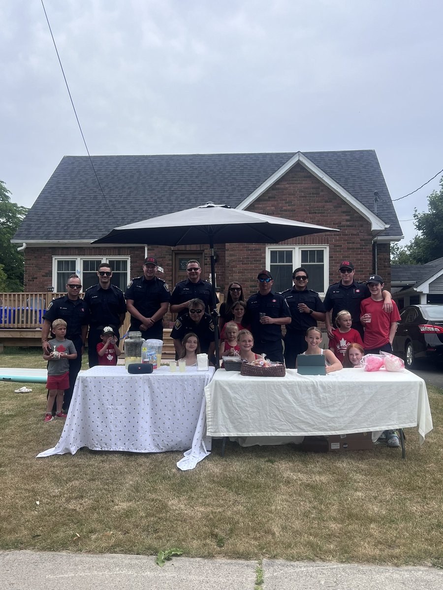 After the Canada Day Parade we stopped to cool down with lemonade from a stand on D’Arcy Street! Fundraising for their dance team! Thanks again!