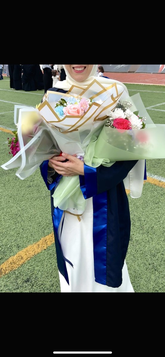niluferokn's tweet photo. Sezon finali değil, FİNAL.
Ben mezun oldum 🎓🥹
01.07.2025
#saü 
#mezun https://t.co/zPp9n6f0Q3