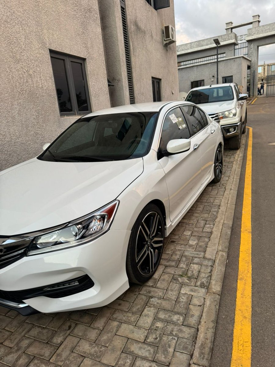 Dauda__Ad's tweet image. FOREIGN USED 2017 HONDA ACCORD SPORT WITH 2025 CUSTOM DUTY.
18.5M
ABUJA